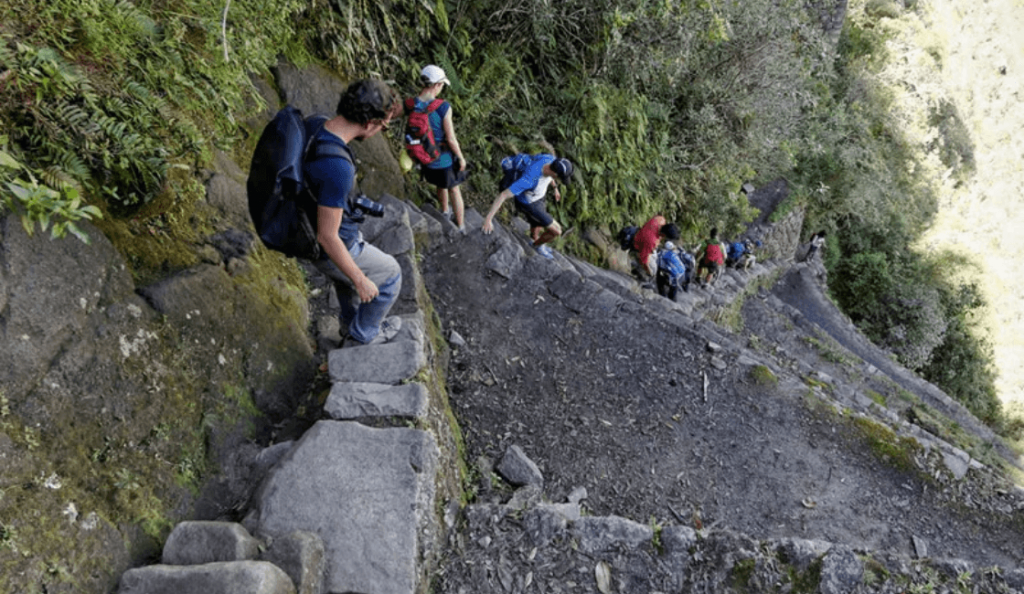 Subida a Huayna Picchu - Tours macchu picchu